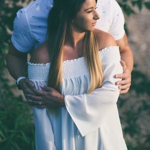 White off the shoulder boutique top